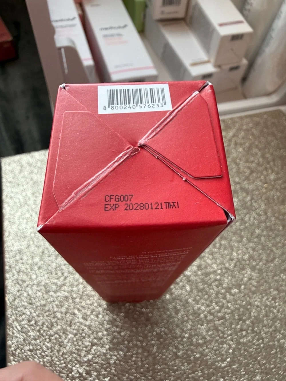 NIB 3.88oz medicube Red Acne Body Peeling Shot - Red/Black Bottle